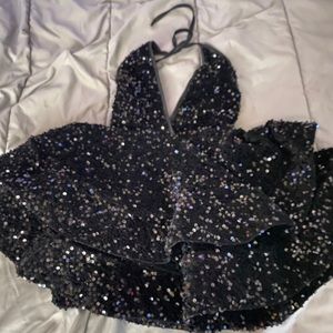 ‘Yasmin’ in Black RiahMarieDesigns mini Dress🖤